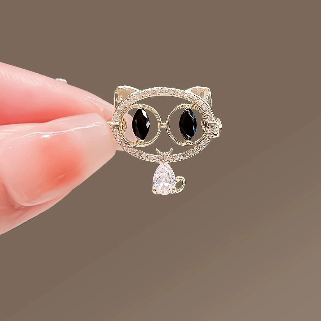 Big Eyes Cat Brooch from Zoodey online